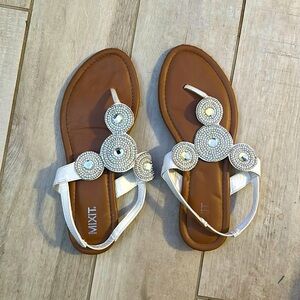 women’s sandals